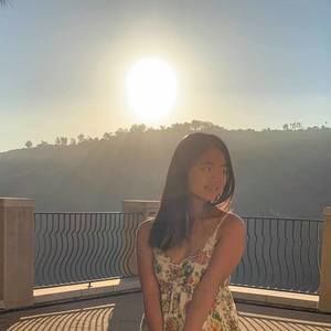 Meet your Posher, Trang